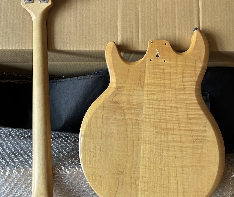 [Customer Story] Disassembling a Guitar to Save on International Shipping Costs